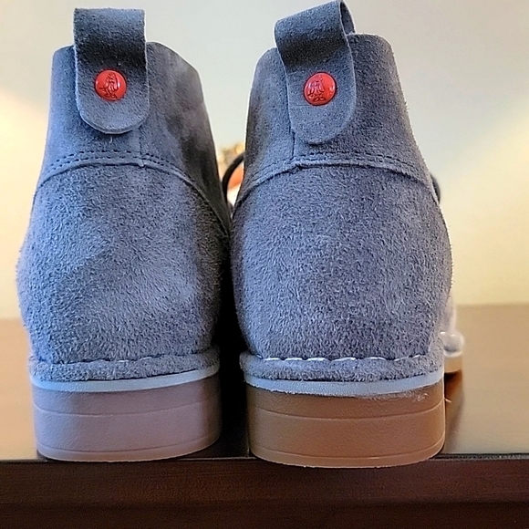 Hush Puppies Gray Chukka Suede Leather Tassel Boot - Picture 5 of 6